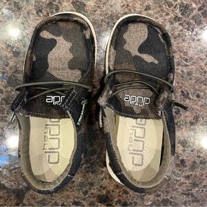 Hey Dude Wally Linen Camo Toddler 8